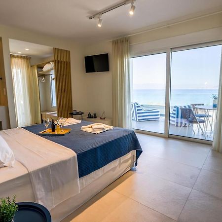 La Mer Bleue Boutique Suite Vrahati Dış mekan fotoğraf