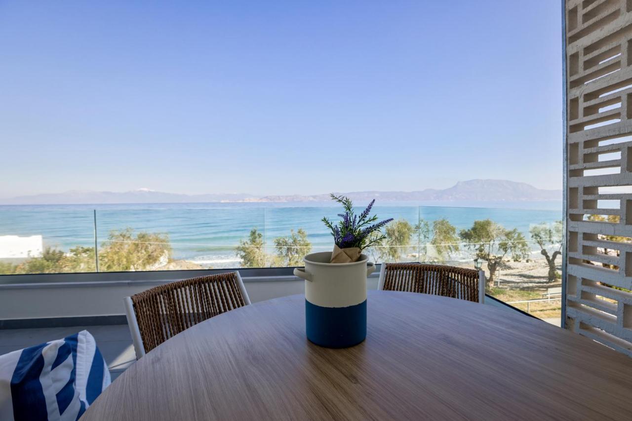 La Mer Bleue Boutique Suite Vrahati Dış mekan fotoğraf